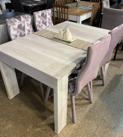 Juego Mesa Capri Melamina Helsinki 1.40 x 0.90 + 4 Sillas Bari Pana Estampada Geometria