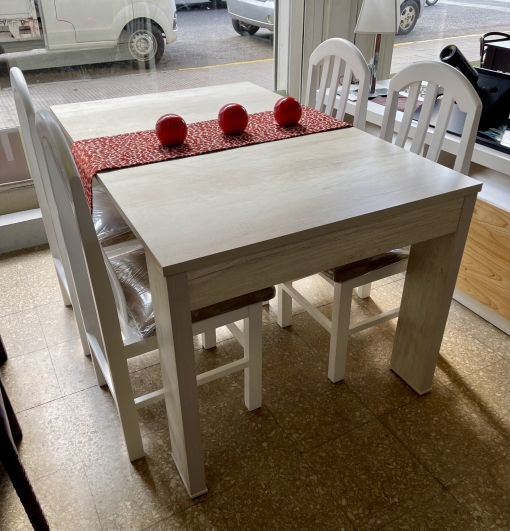 Juego Mesa Capri Melamina Helsinki 1.40 x 0.90 + 4 Sillas Ankara Pana Beige