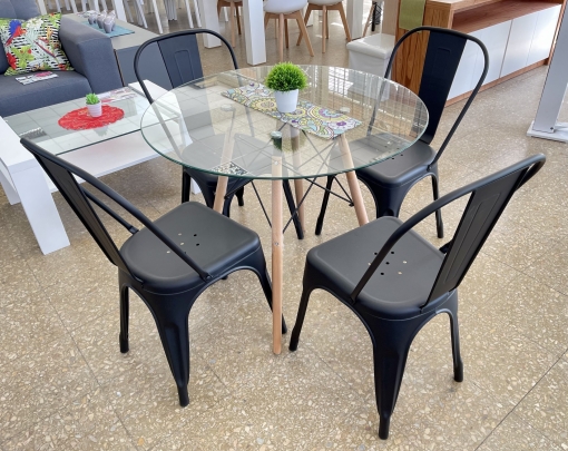 Juego Mesa Eames Vidrio 0.90 diam. + 4 Sillas Tolix Negras