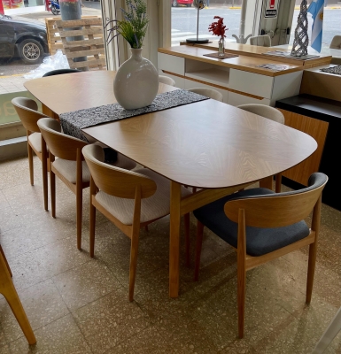 Juego Mesa Lycka 2.40 x 1.00 + 8 Sillas Lucca Corderoid Beige y Gris