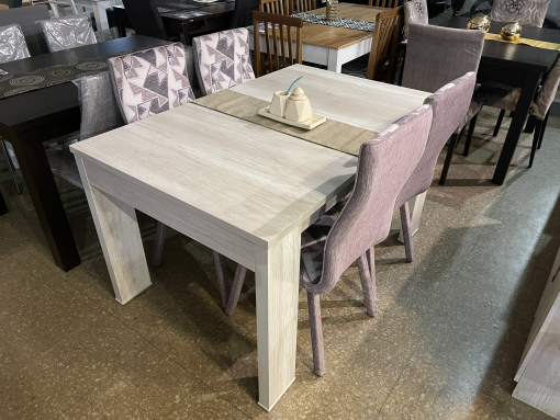 Juego Mesa Capri Helsinki 1.40 x 0.90 + 4 Sillas Bari Pana Estampada Geometria