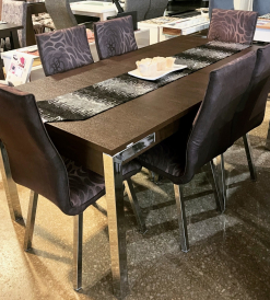 Juego Mesa Capri Melamina Wengue 1.80 x 0.90 + 6 Sillas Bari Cromadas Pana Orion