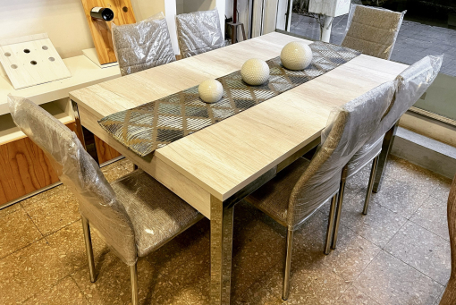 Juego Mesa Capri Melamina Helsinki Cromada 1.40 x 0.90 + 6 Sillas Miami Cromadas Lino