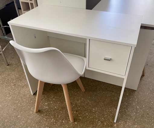 Set Escritorio Melamina Blanca con cajón 0.90 + Silla Tulip Blanca
