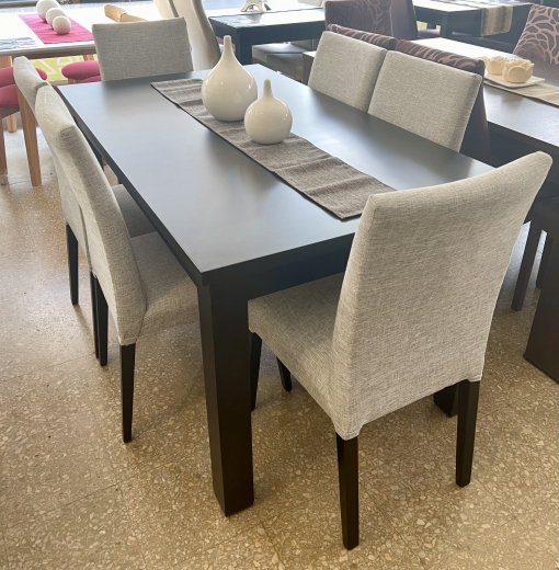 Juego Mesa Trend Laqueada Negra 1.60 x 0.90 + 6 Sillas Brisa Lino Nirvana Piedra