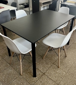 Mesa Milano Negra 1.30 x 0.85