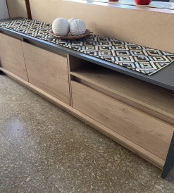 Rack Niza Melamina con Cajón Gris/Roble 1.80