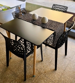 Mesa Eames Laqueada Negra 1.20 x 0.80