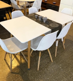 Juego Mesa Eames Laqueada Blanca 1.40 x 0.80 + 6 Sillas Nova Eames Blancas