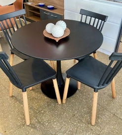 Juego Mesa Tulip Negra 0.90 diam. + 4 Sillas Windsor Negras