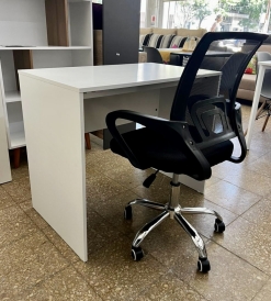 Set Escritorio Cubic Mdf Laqueado UV Blanco + Sillón Oficina Bajo Negro