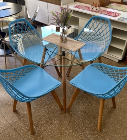 Juego Mesa Eames Vidrio 0.90 diam. + 4 Sillas Nova Tulip Acqua