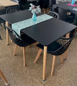 Juego Mesa Eames Laqueada Negra 1.20 x 0.80 + 4 Sillas Nova Tulip Negras