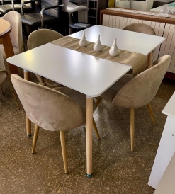Juego Mesa Eames Laqueada Blanca 1.20 x 0.80 + 4 Sillas Oslo Pana Nude