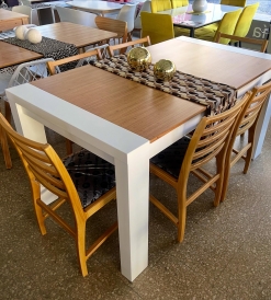 Juego Mesa Itaca Combinada Paraíso/Blanco 1.60 x 0.90 + 6 Sillas Serena Pana Gris