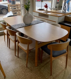 Juego Mesa Lycka 2.40 x 1.00 + 8 Sillas Lucca Corderoid Beige y Gris