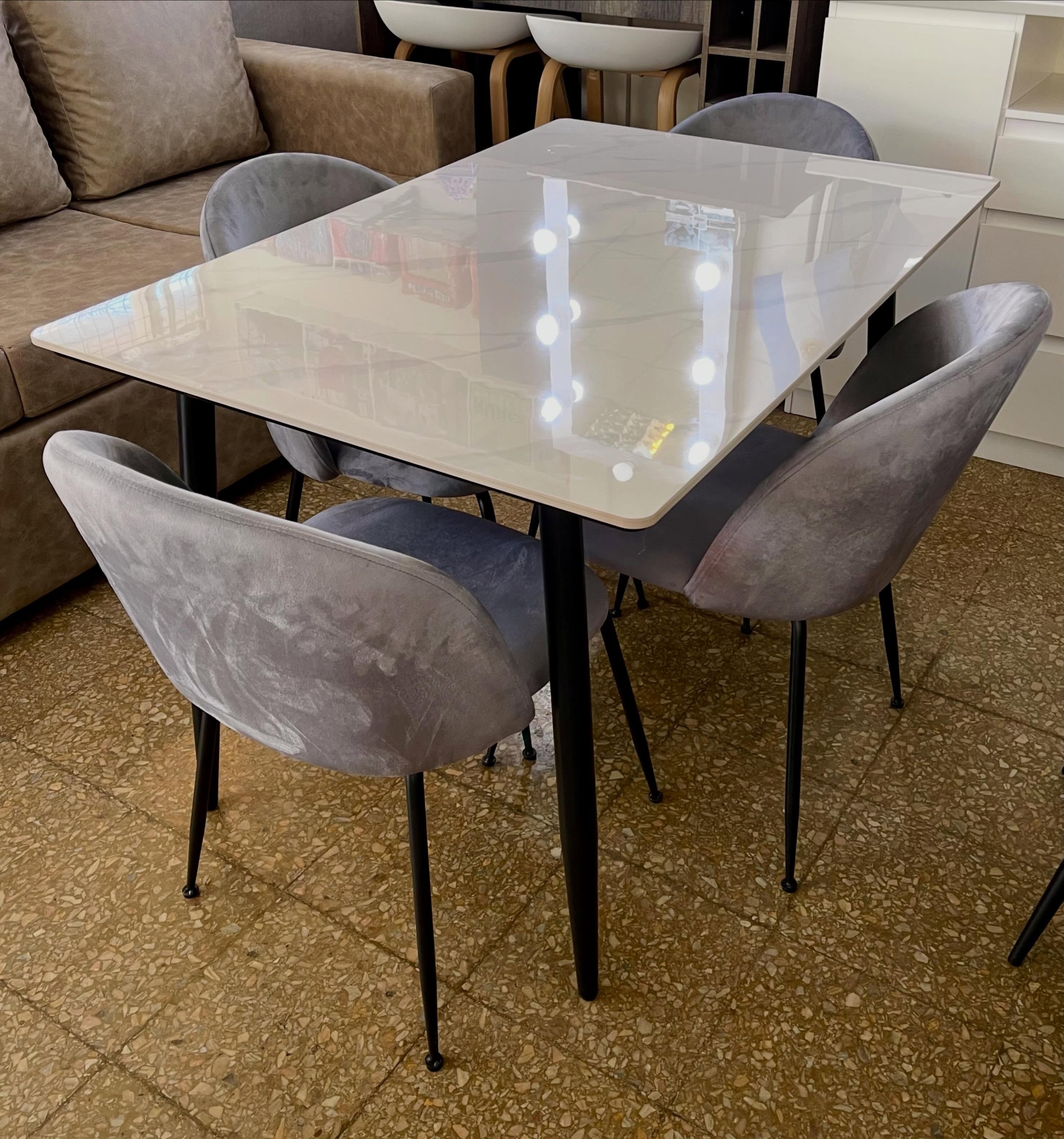 Juego Mesa Fija Neolith 1.20 x 0.80 + 4 Sillas Monaco Pana Gris
