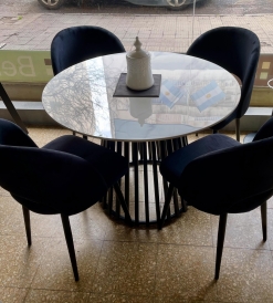 Juego Mesa Saarinen Neolith 1.00 diam. + 4 Sillas Saromi Pana Negra