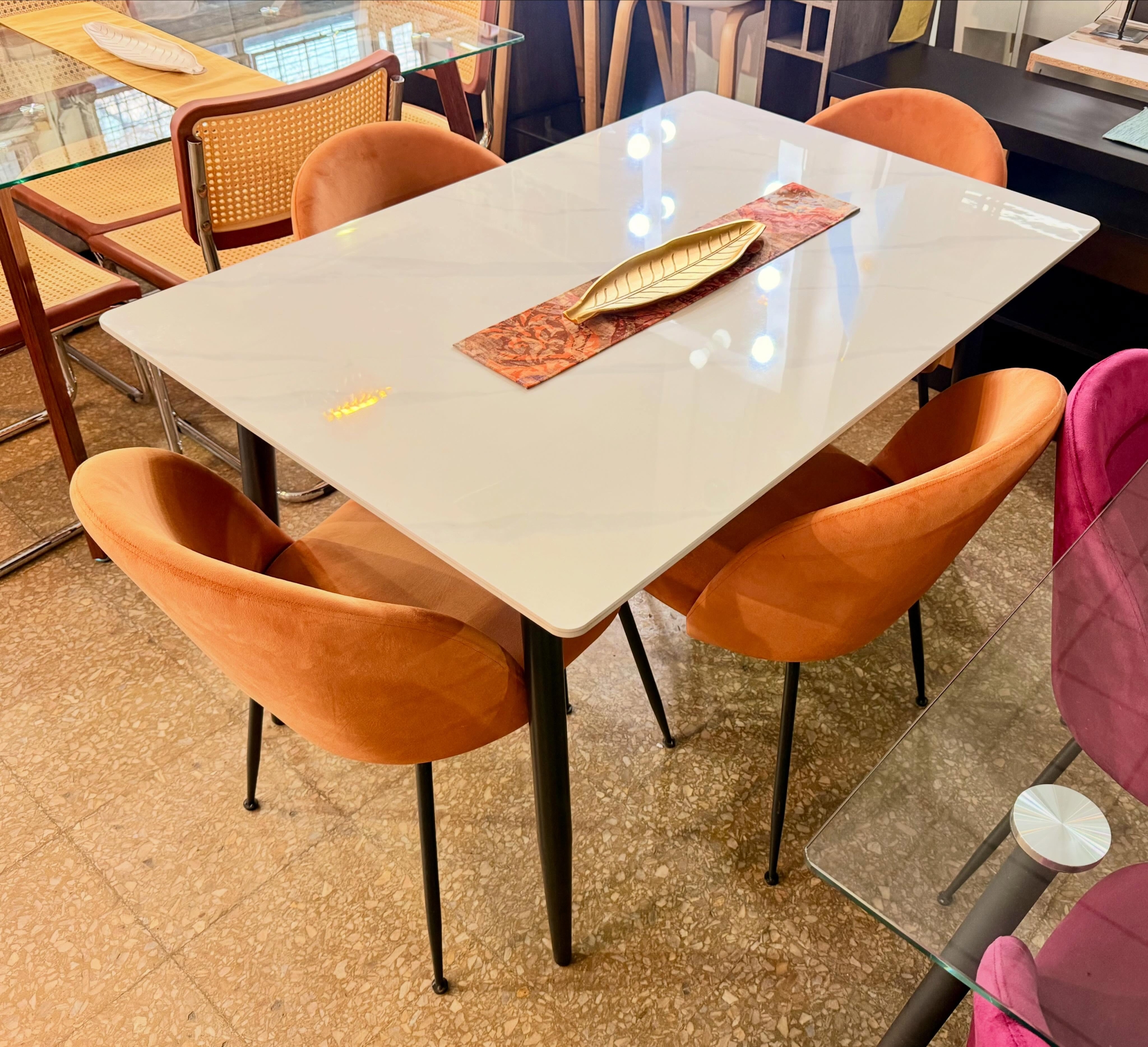 Juego Mesa Fija Neolith 1.20 x 0.80 + 4 Sillas Monaco Pana Orange