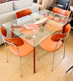 Juego Mesa Saromi Vidrio 1.20 x 0.80 + 4 Sillas Seul Cromadas Eco Cuero Suela