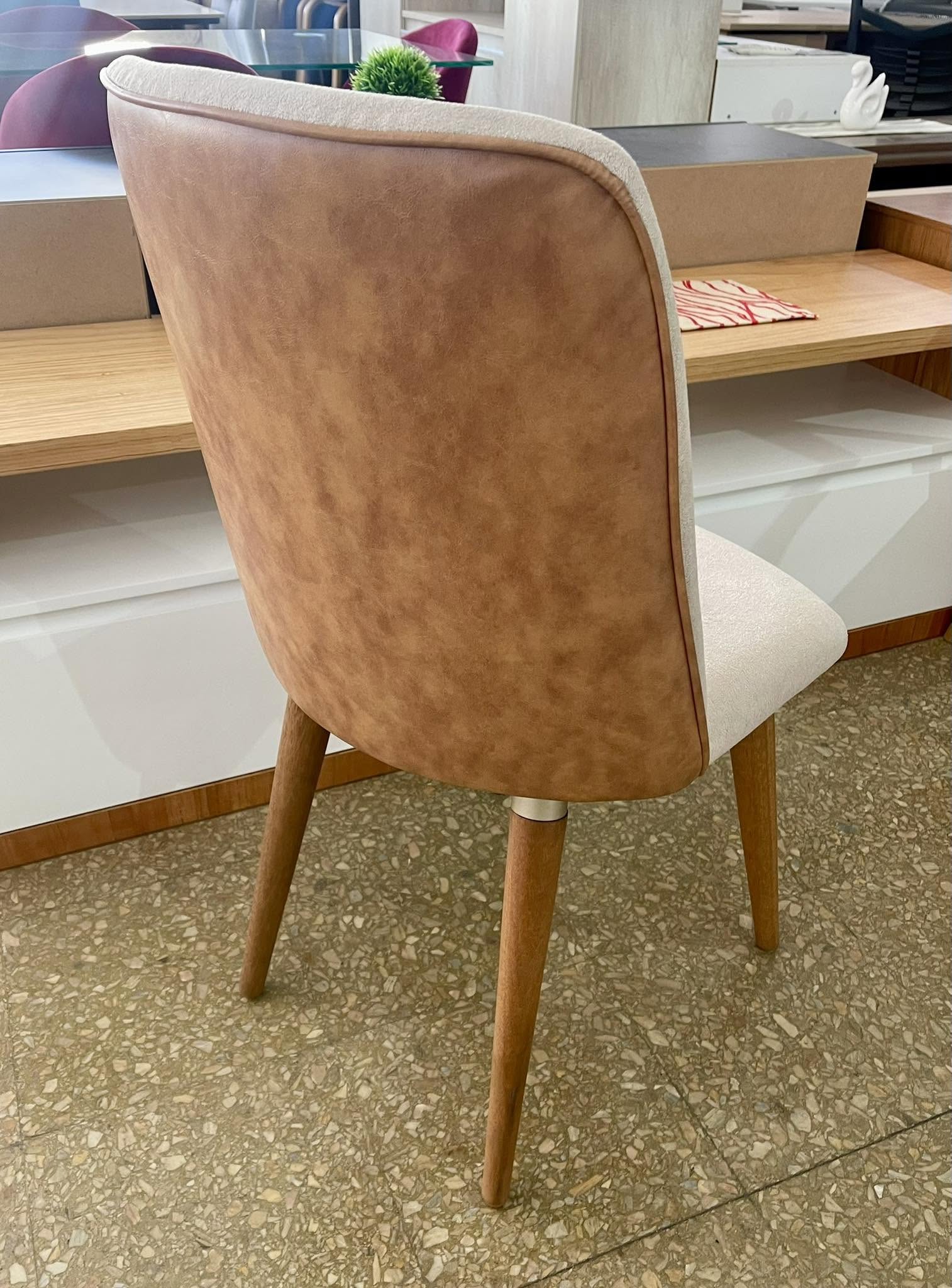 Juego Mesa Donatella Off White con Vidrio 1.60 x 0.90 + 6 Sillas Donatella Boucle Beige/Talampaya Suela - Imagen 5